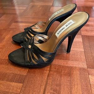 SEXY SIZE 7 STEVE MADDEN SHOES $25